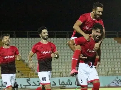 استقبال ویژه برای زننده به پرسپولیس بعد از باخت سنگین