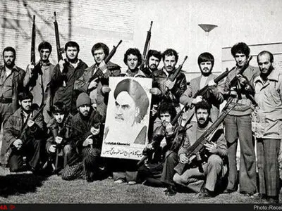 فراخوان گردآوری اسناد انقلاب