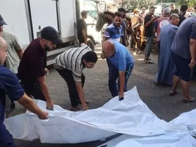 شهادت دست کم ۲۱ فلسطینی در پی حمله هوایی اسرائیل به مسجد محل اسکان آوارگان در دیر البلح