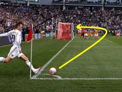 ویدئو: کرنر کورکورانه‌ای که مستقیم گل شد