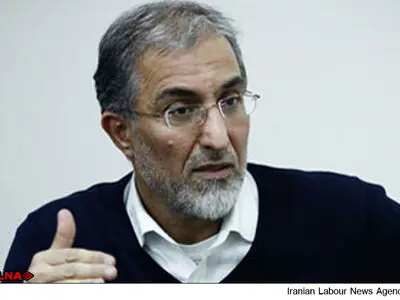در ۲۵ درصد خانوارهای فقیر بیش از ۲ نفر کار می‌کنند/ برخی خانوارها قادر به خروج از خط فقر مطلق نیستند