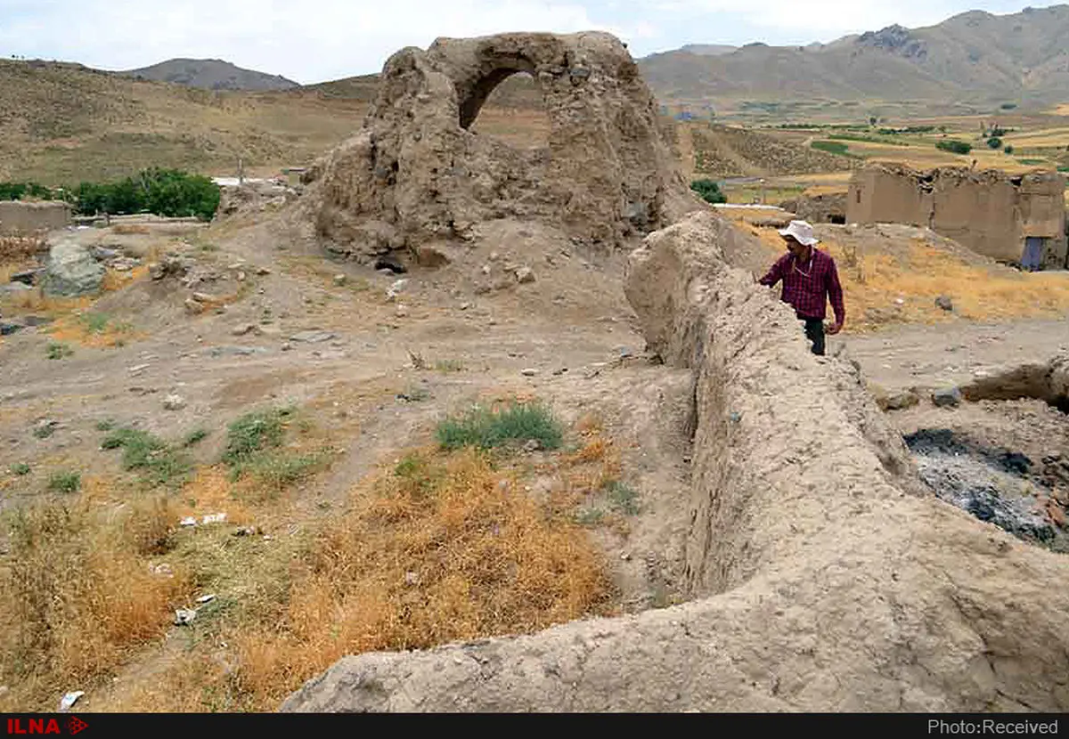 کشف سفال‌های دوره مس و سنگ در تپه‌ای باستانی در کردستان