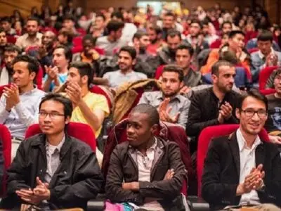 فرآیندهای اخذ ویزا و درخواست اقامت دانشجویان بین‌المللی سیستمی می‌شود 