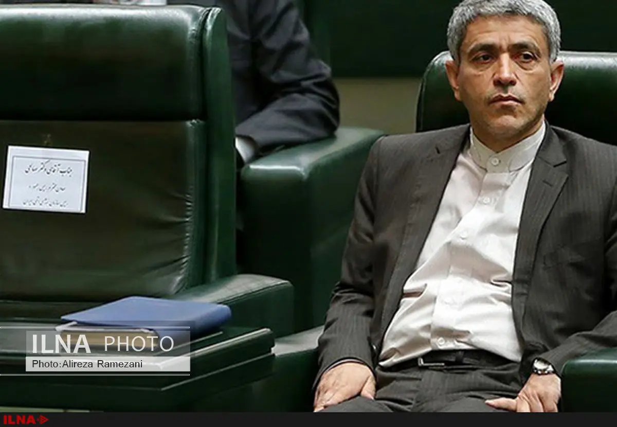 نمایندگان مجلس از پاسخهای وزیر اقتصاد قانع شدند/ مالیات بر حقوق بگیران دولت 2.5 برابر مشاغل است