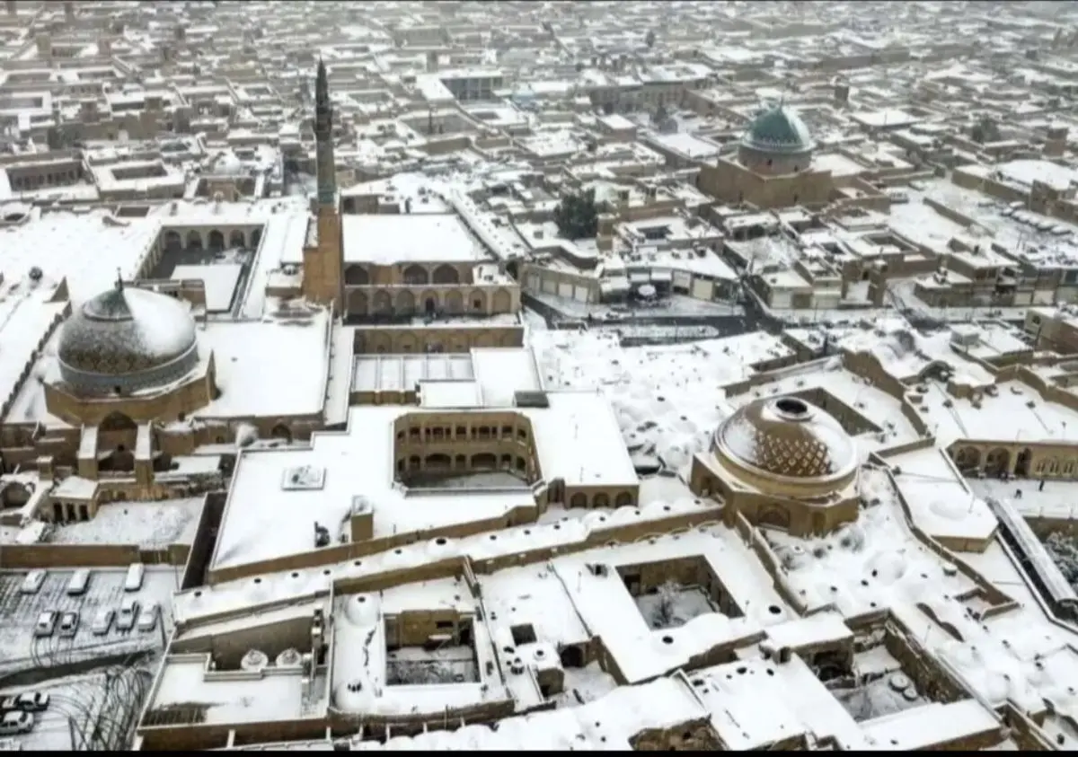 صبح سفید برفی در یزد/کاهش دما تا فردا صبح ادامه دارد