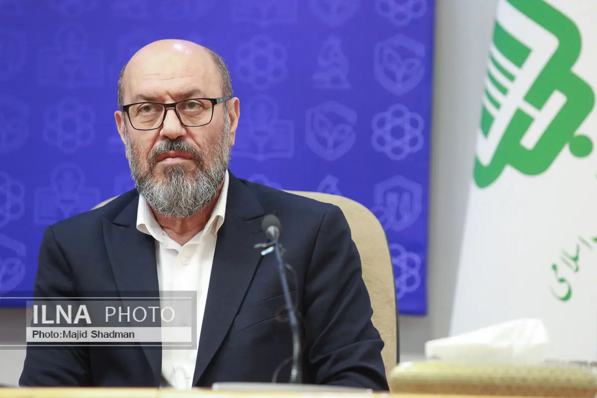عمر نخبگان برای کشور قیمت دارد/به خودتان اعتبار دهید
