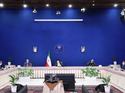ضرب‌الاجل یک هفته‌ای رئیس‌جمهور برای نهایی کردن طرح تحول در نحوه مقابله با کرونا/ دانشگاه‌های علوم پزشکی و استانداران پیشنهادات خود را ارسال کنند