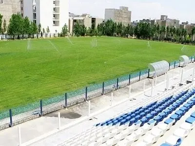ویدیو: آغاز مراحل ساخت زمین چمن مصنوعی در کمپ حجازی