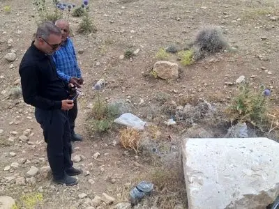 تعرض به محوطه‌های باستانی کامفیروز باید متوقف شود