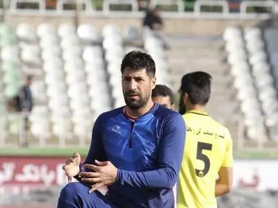  بیگ‌زاده: مربی که رکورد خوبی دارد چرا باید از تیم ملی جدا شود