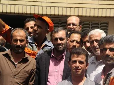 به تعویق افتادن راه‌اندازی شرکت سهامی خاص شهرداری خیانت به کارگران ‌است