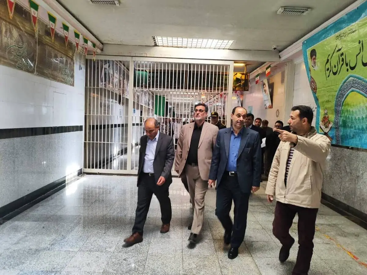 بازدید معاون نظارت بر دادسرا‌ها و ضابطین دادستان کل کشور از زندان مرکزی اصفهان