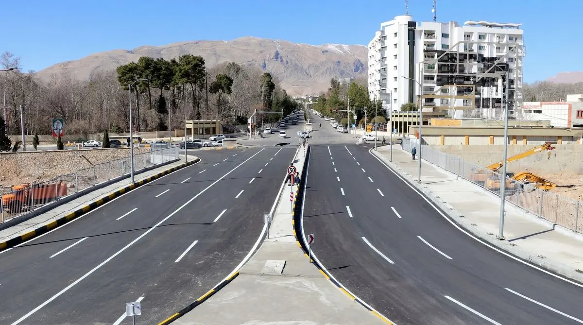 پل شاهد و مجموعه پروژه‌های عمرانی و محرومیت‌زدایی در شیراز بهره برداری می شود