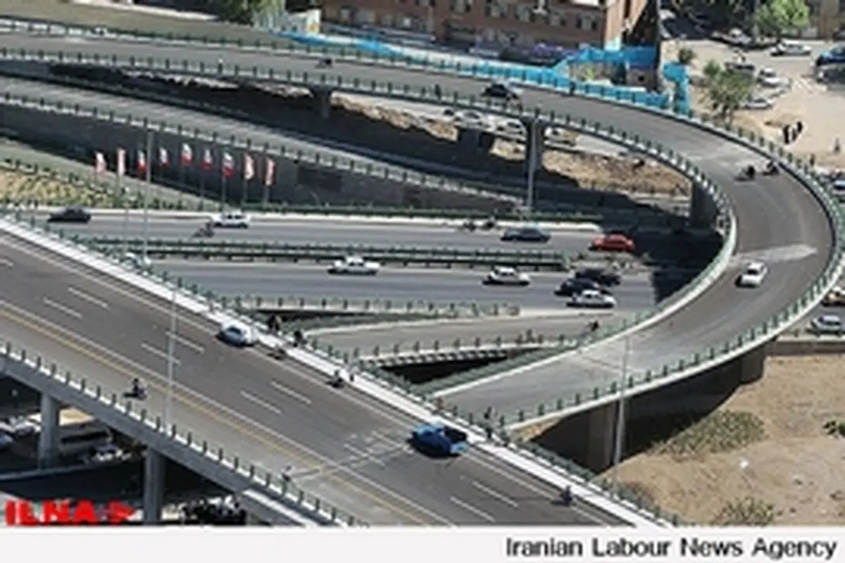 اتوبان امام علی(ع) هیچ سنخیتی با بزرگرا‌ه‌های استاندارد ندارد