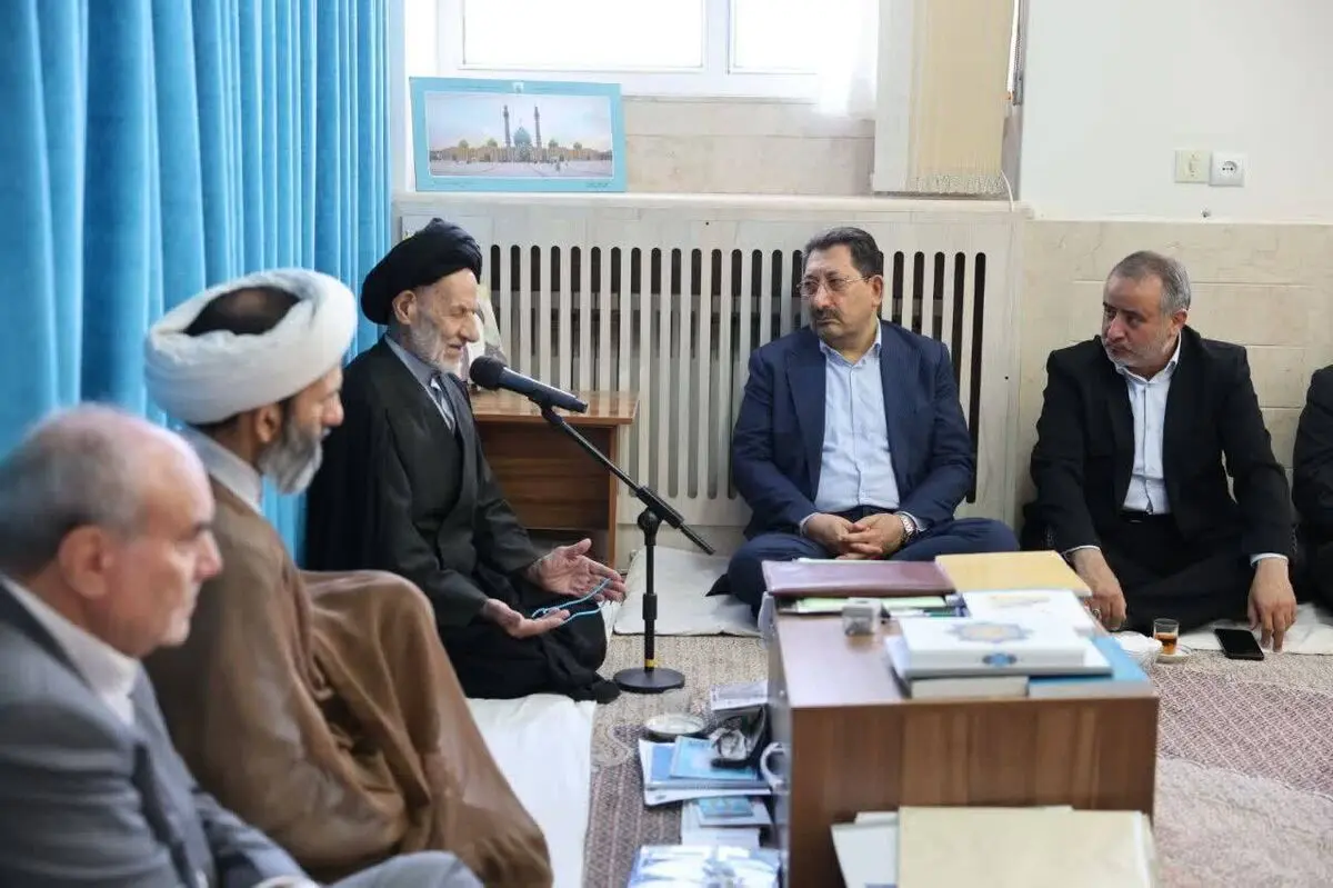 مسئولان باید در سطح بین‌الملل سنگر جهاد علیه ظلم را نگاه دارند