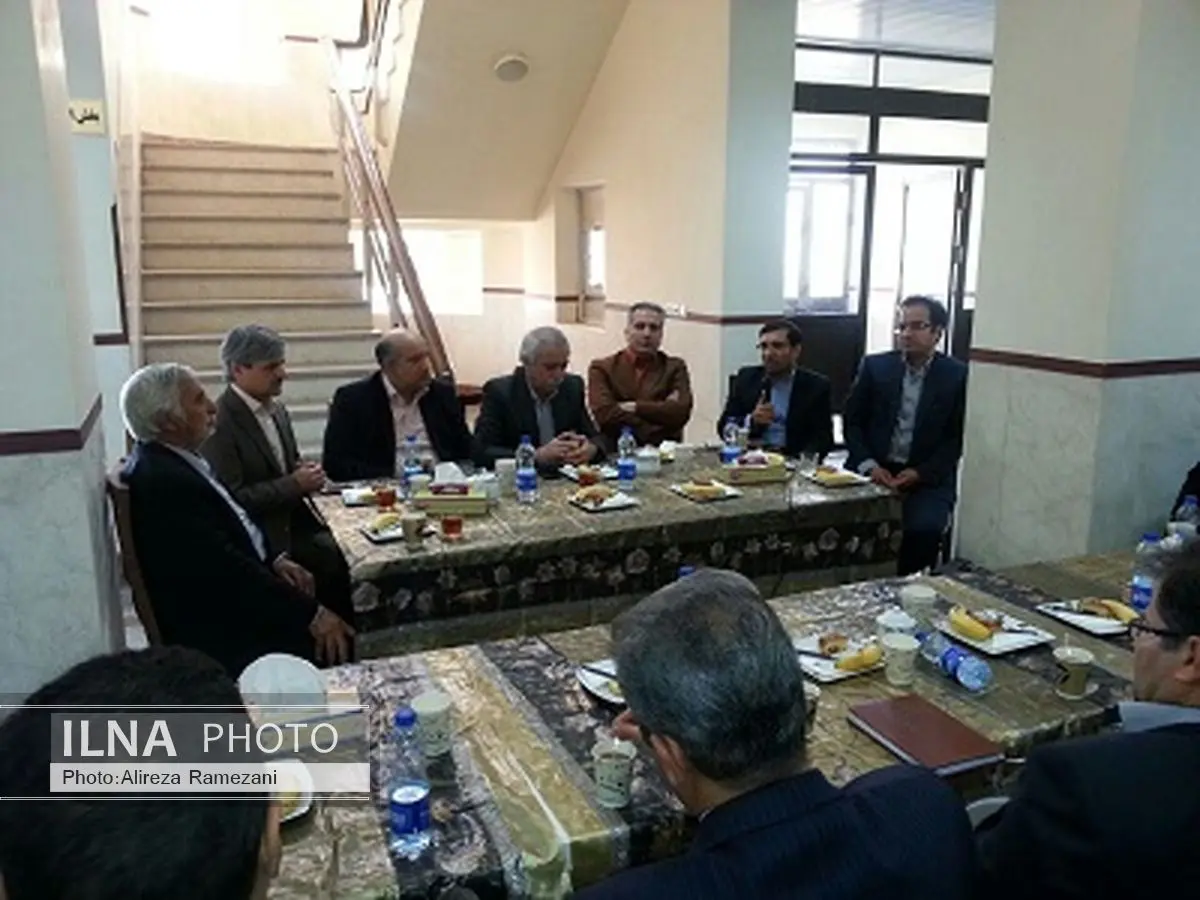 رییس دانشگاه علوم پزشکی مشهد از بیمارستان در حال ساخت شهرستان خلیل آباد بازدید کرد