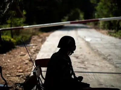 کشته و سوزانده شدن اجساد بیش از ۳۰ تن در میانمار