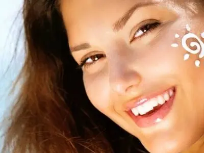 ضد افتاب مای بهتره یا دکتر ژیلا؟