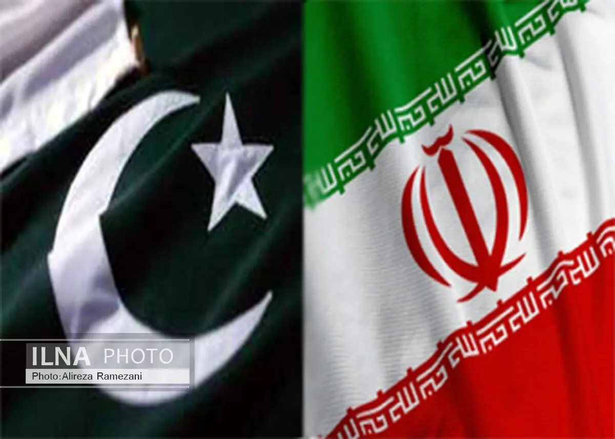 تاکید تهران و اسلام‌آباد بر توسعه روابط دوجانبه و مبارزه با تروریسم 