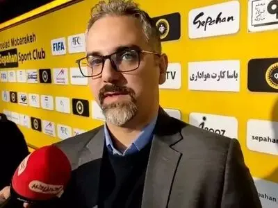روشنک: ایرادها را قبول دارم / وضعیت ورزشگاه‌های تهران تا هفته چهارم مناسب نیست