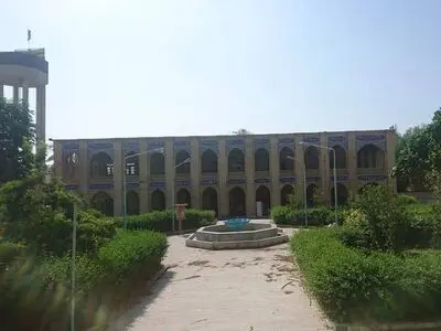 ورود دستگاه قضایی هرمزگان به موضوع تعیین تکلیف بنای تاریخی عمارت کلاه فرنگی بندرعباس