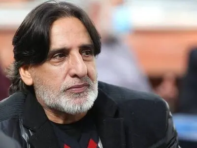 پیشکسوت آبی‌ها، فرهاد مجیدی را به استقلال پیشنهاد داد!