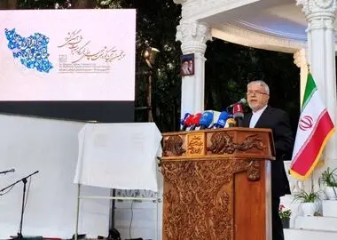 هویت ما در آیینه فرهنگ، ادب و تمدن تجلی می‌یابد/ پیشکسوتان، روح جاری در کالبد میراث‌فرهنگی هستند
