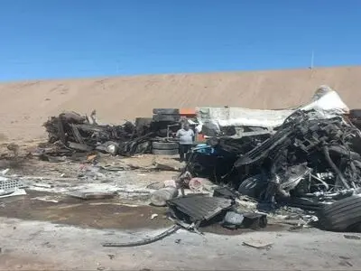 مرگ و مصدومیت دو کارگر راننده در جاده معدن سنگ آهن  