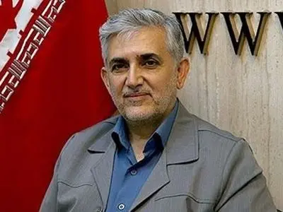 شنیدن به موقع مطالبات مردمی مانع از سوء استفاده نااهلان می شود