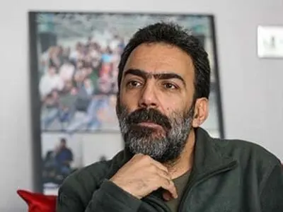 چرمشیر «خواهران» را در خانه هنرمندان روخوانی می‌کند