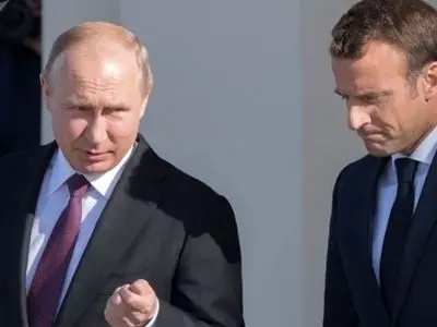 ماکرون: نحترم الاتفاق النووی 