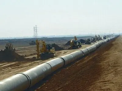 تیر خلاص بر پیکر بی‌جان خوزستان/ بارگیری شبانه لوله‌های انتقال آب به شیراز/ فرماندار باغملک: هنوز لوله‌ای از خوزستان خارج نشده است+ فیلم