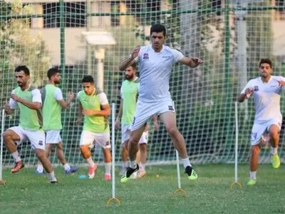 شیری: رحمتی باعث شد تا ما یک امتیاز بگیریم / دوست داریم درخواست هوادار ویژه‌مان را برطرف کنیم