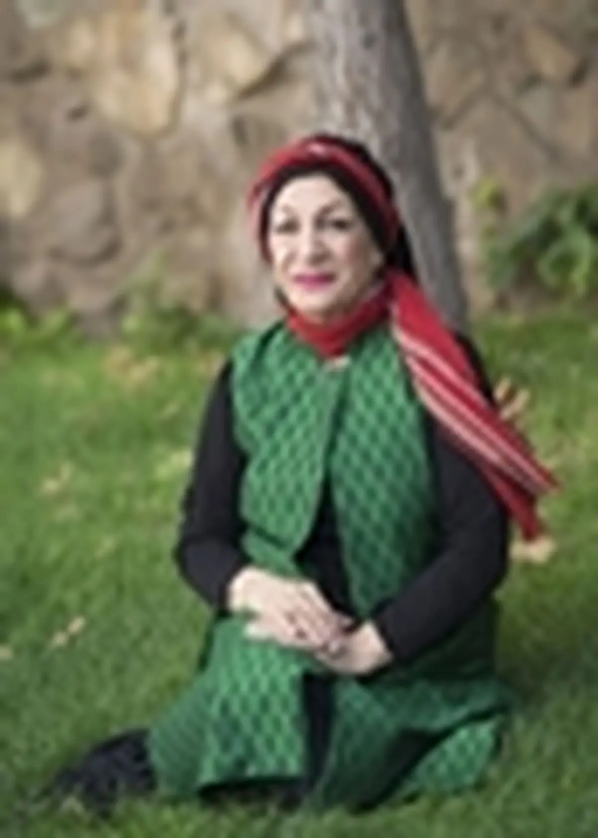اجرای بانوان حتی با مجوز هم با مشکل مواجه است