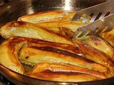 چرا بعضی‌ها به بادمجان آلرژی دارند؟