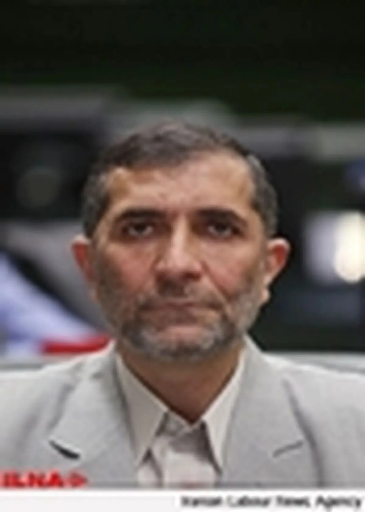 برای برداشتن تحریم‌ نباید از منافع ملی کوتاه آمد