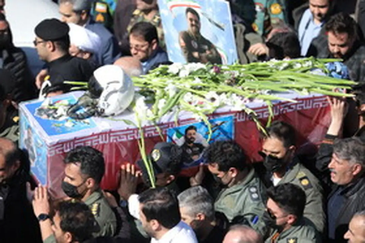 پیکر خلبان شهید فیروزمند در تبریز تشییع شد