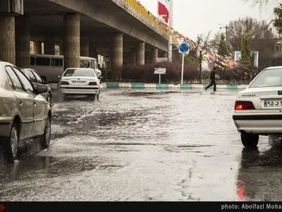 بارندگی‌ها در یزد بی‌سابقه بود/ به خاطر آبگرفتگی‌ها از مردم عذرخواهی‌می‌کنم/ شناسایی 400 نقطه بحرانی