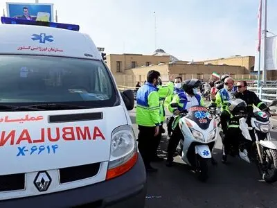 بازدید رییس مرکز اورژانس تهران از نیروهای مستقر در مراسم ٢٢ بهمن