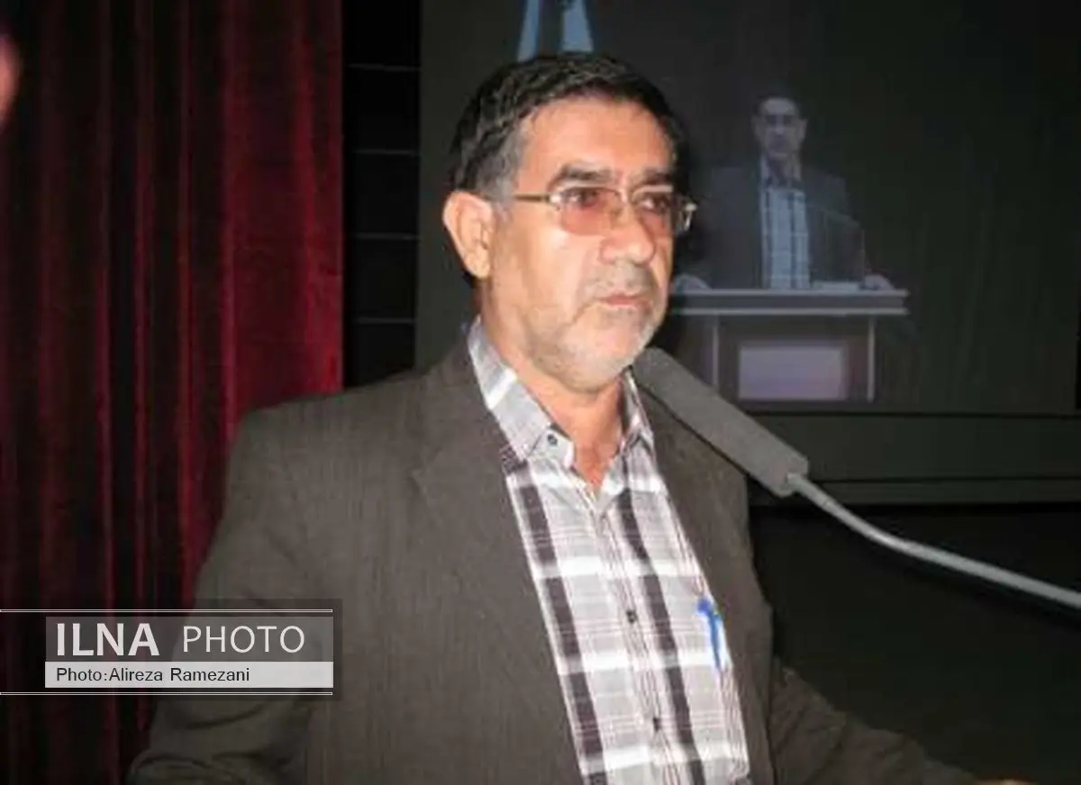 تجلیل از خانوادههای شهدا و ایثارگران توزیع برق پلدختر