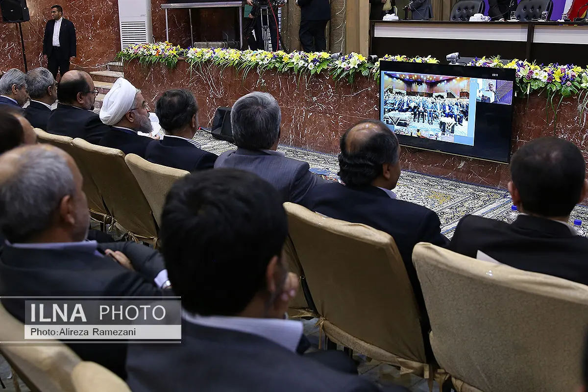 مراسم بهره برداری از چندین پروژه مهم اقتصادی با حضور رییس جمهوری برگزار شد