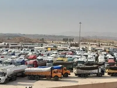 تردد ۲۵۵ هزار کامیون صادراتی از مرزهای کرمانشاه