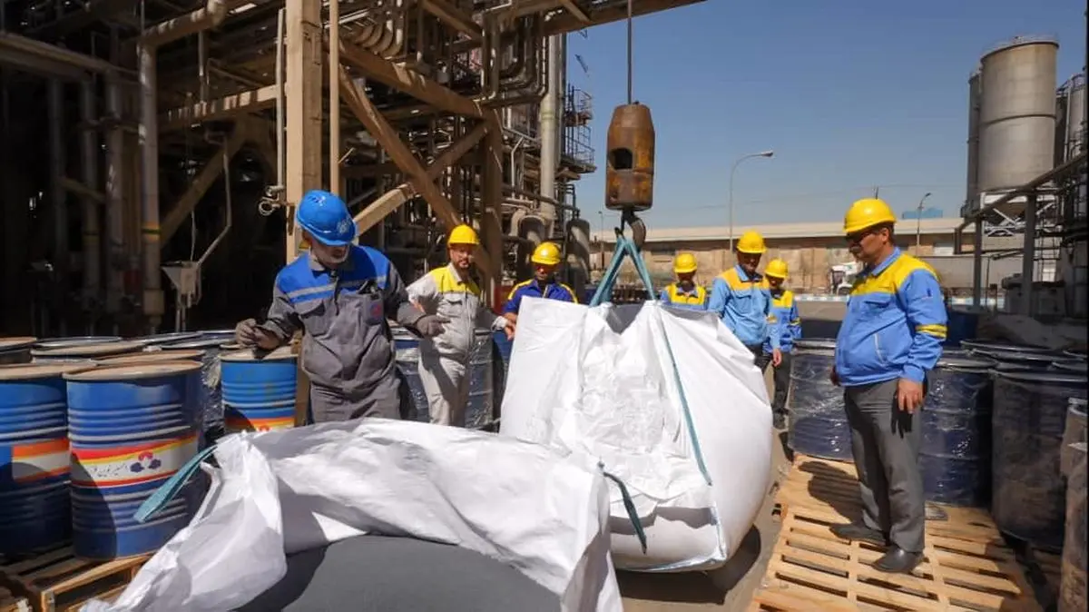 انجام نخستین تعمیرات اساسی راکتورهای کلیدی بدون توقف تولید در واحدهای آروماتیک و پارازایلین پتروشیمی بوعلی سینا