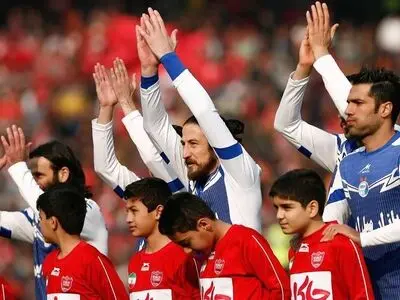 سبحانی: استقلال و پرسپولیس در مرحله سوم واگذار می‌شوند/نام بردن از خریداران حاشیه سازی است