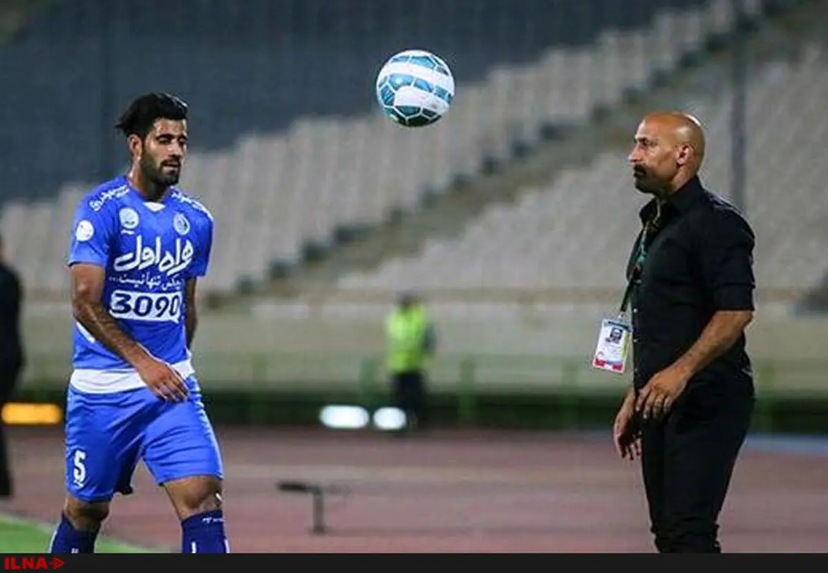 مدافع جنجالی استقلال در لیست خروجی منصوریان