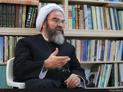 اظهارات برخی مسئولان نشاط و امید جامعه را هدف قرار می‌دهد/ توهین به رای و منتخب مردم خلاف منویات رهبر انقلاب است