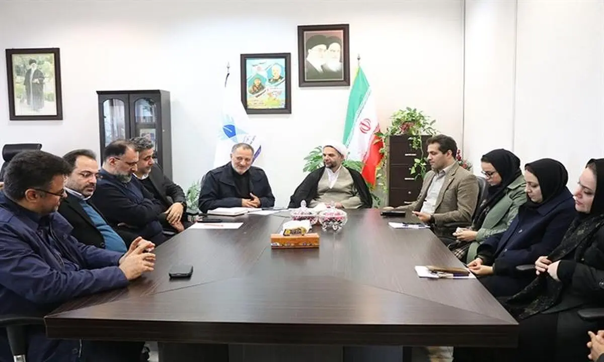نشست مسئولان قضایی گیلان با اساتید و مسئولان دانشگاه آزاد بندر انزلی