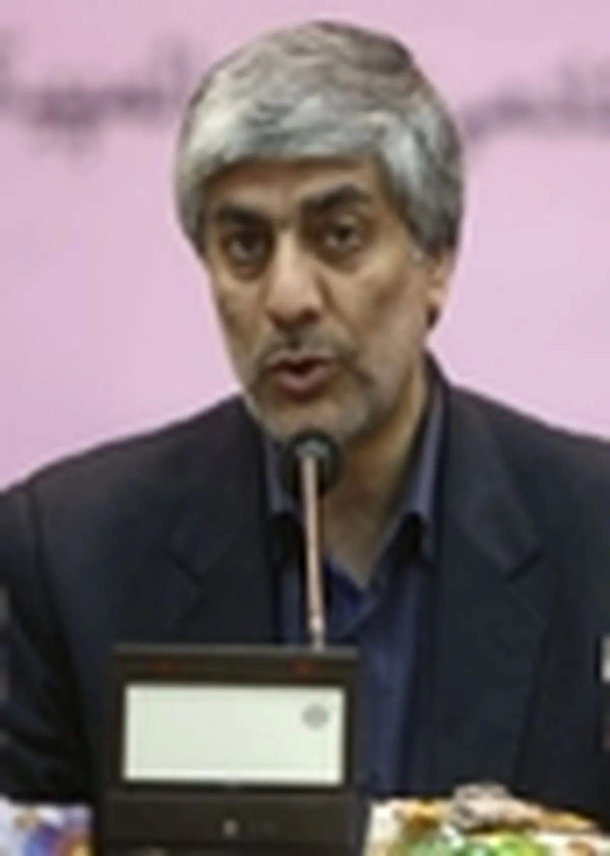 بازدید کیومرثهاشمی از اردوی تیم ملی وزنه برداری