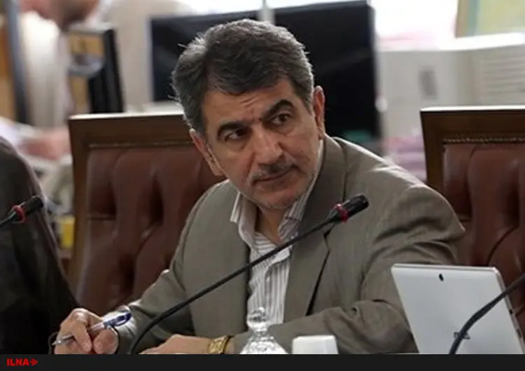 بررسی پرونده تخلف دولت قبل در هدفمندی یارانه‌ها ادامه دارد/ احمدی‌نژاد در دادگاه حاضر نشد