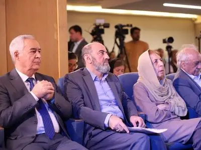 حدادعادل: سند هویت و اصالت مردم ایران امروز در خیابان به نمایش گذاشته می‌شود